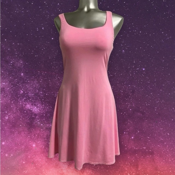 💟Pink Active Dress With  Built In Bra - Picture 6 of 14